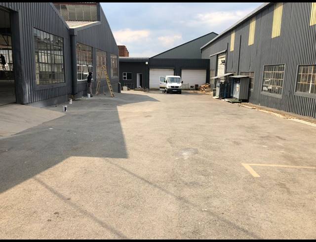 2,292M² WAREHOUSE TO LET IN SEBENZA